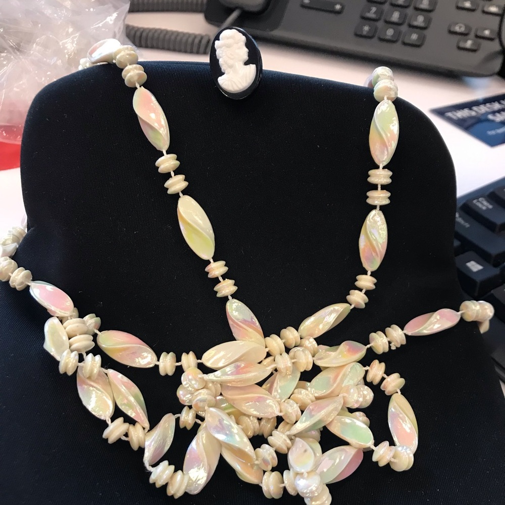 Necklace and brooch set